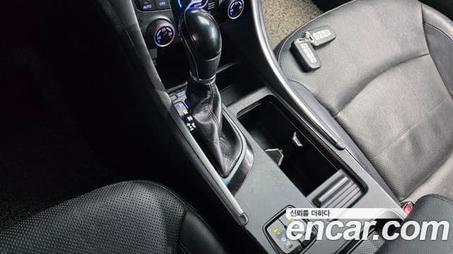 Hyundai Sonata гибрид Premier, 2012 9