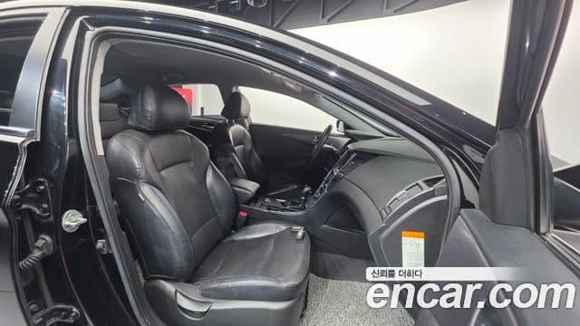 Hyundai Sonata гибрид Premier, 2012 10