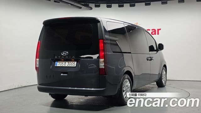 Hyundai Staria Modern, 2023 2