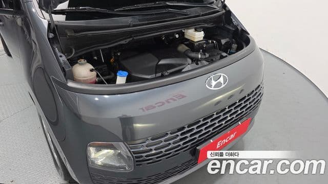 Hyundai Staria Modern, 2023 6