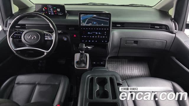 Hyundai Staria Modern, 2023 7