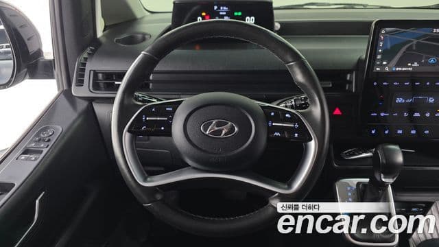 Hyundai Staria Modern, 2023 13