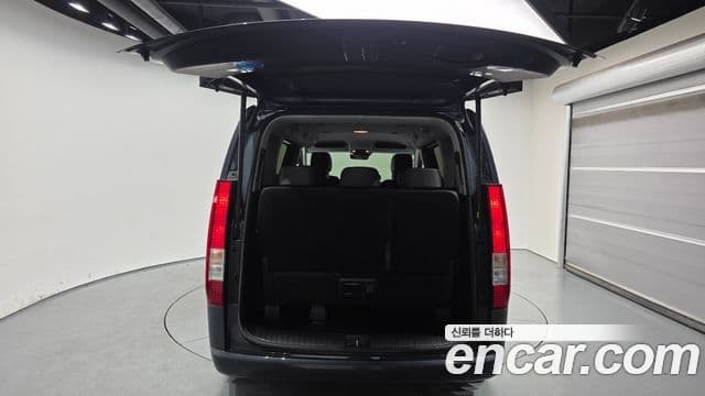 Hyundai Staria Modern, 2023 20