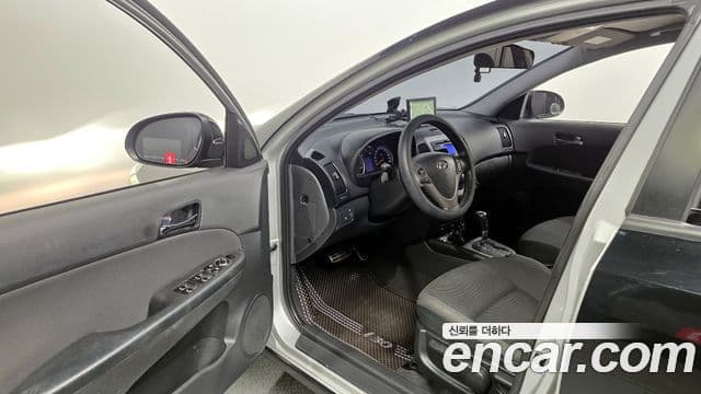 Hyundai i30 cw Luxury, 2010 10
