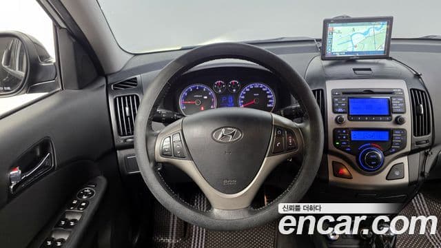 Hyundai i30 cw Luxury, 2010 13