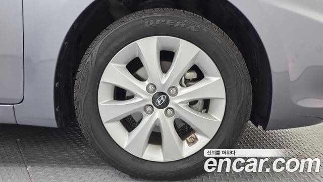 Hyundai Accent(новый кузов / новое поколение) Modern, 2016 все фото