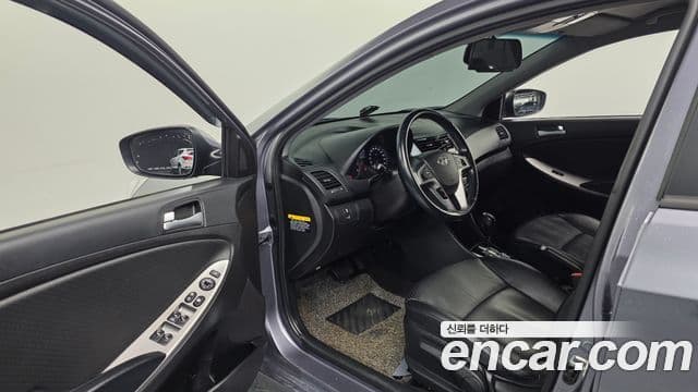 Hyundai Accent(новый кузов / новое поколение) Modern, 2016 10