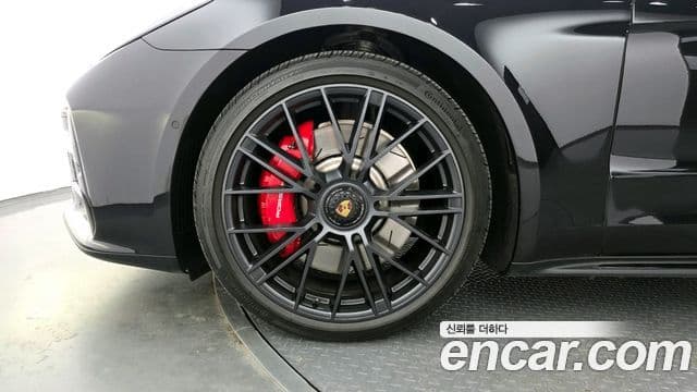 Porsche Panamera (976) 4.0 GTS, 2025 все фото