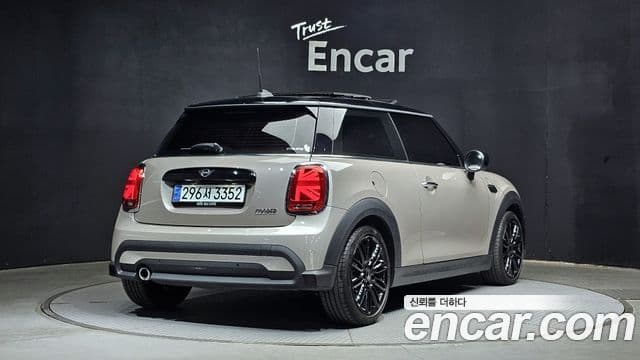 Mini Cooper 3세대, 2024 2