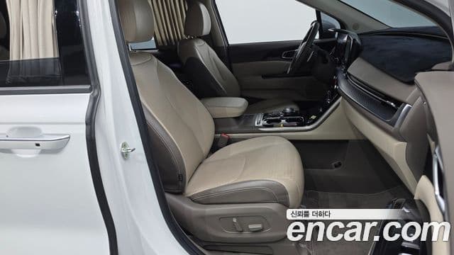 Kia Carnival 4세대 Signature, 2023 11