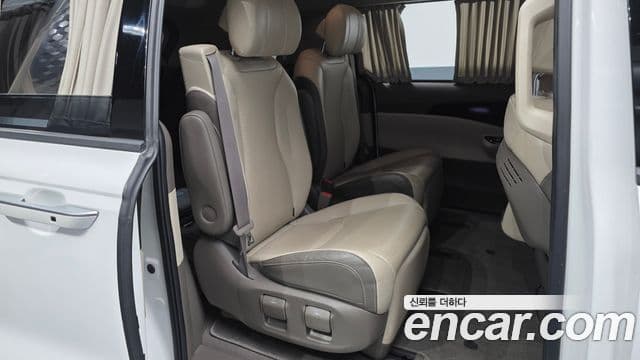 Kia Carnival 4세대 Signature, 2023 12