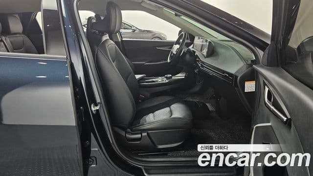 Kia EV6 Air, 2022 11