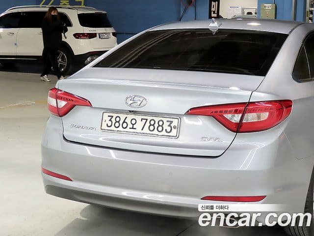 Hyundai LF Sonata Special, 2017 19
