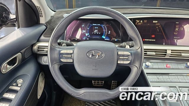Hyundai NEXO Premium, 2019 13