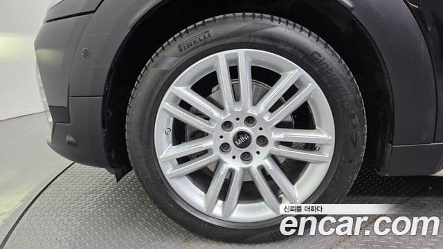 Mini Cooper Countryman 2세대, 2023 все фото