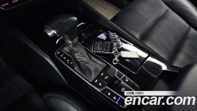 Kia All New K7 Prestige, 2017 9