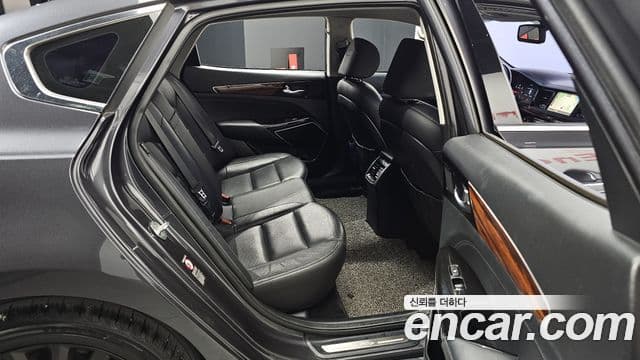 Kia All New K7 Prestige, 2017 12