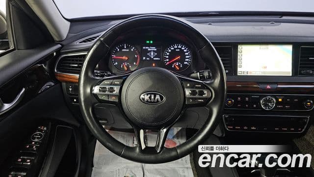 Kia All New K7 Prestige, 2017 15