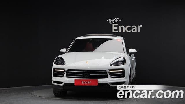 Porsche Cayenne (PO536), 2020 3