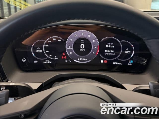 Porsche Panamera (976), 2025 8