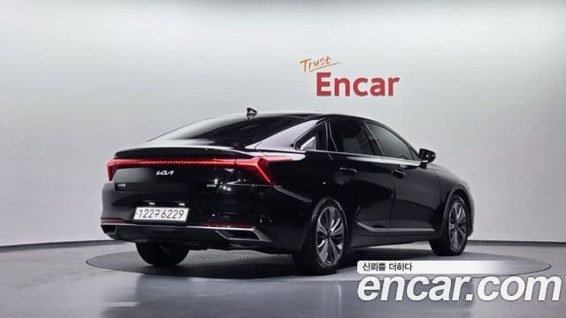 Kia K8 гибрид Signature, 2024 2