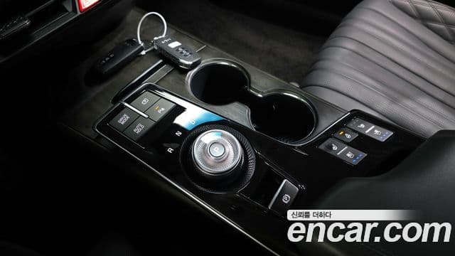 Kia K8 гибрид Signature, 2024 9