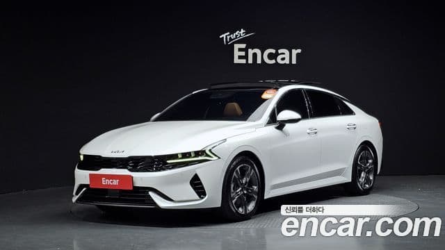 Kia K5 гибрид 3세대 Signature, 2022 1