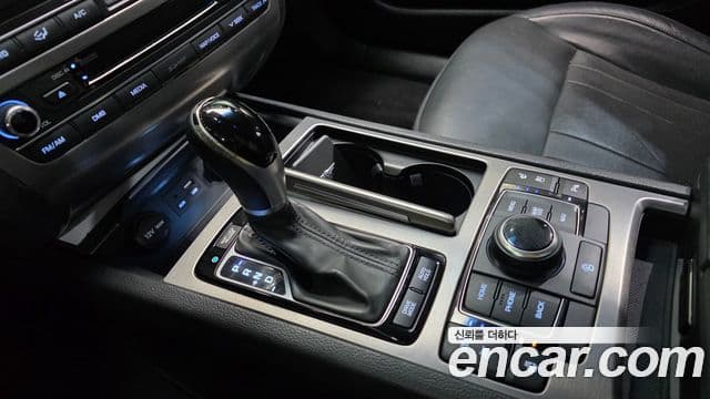 Hyundai Genesis DH G330 Premium AWD, 2014 9