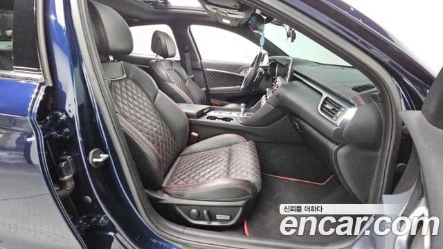 Genesis G70 Sport пакет, 2018 11