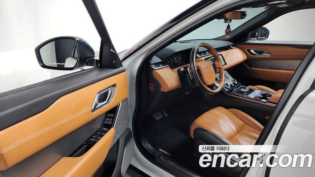 Land Rover Range Rover Velar 3.0 D300 R-Dynamic HSE, 2018 10