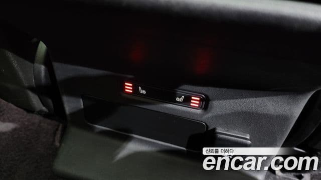 Land Rover Range Rover Velar 3.0 D300 R-Dynamic HSE, 2018 18