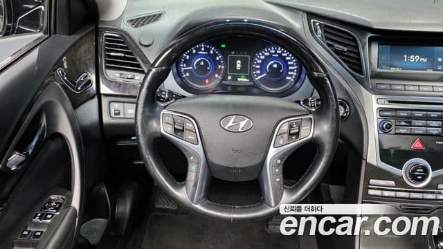 Hyundai Grandeur HG Premium, 2015 13