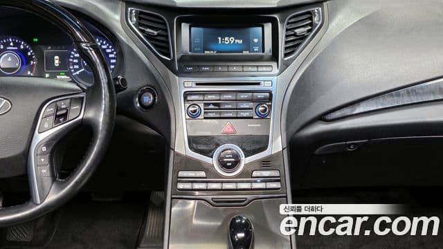 Hyundai Grandeur HG Premium, 2015 14