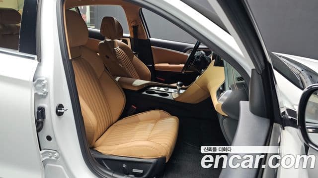 Genesis The / новый New G70, 2023 11