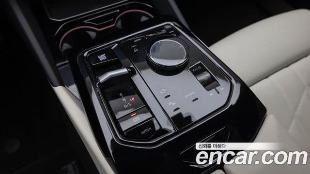 BMW 5시리즈 (G60) 523d M Sport, 2025 9