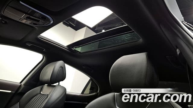 Genesis G70 Elite, 2019 17