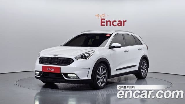 Kia Niro Noblesse, 2017 1