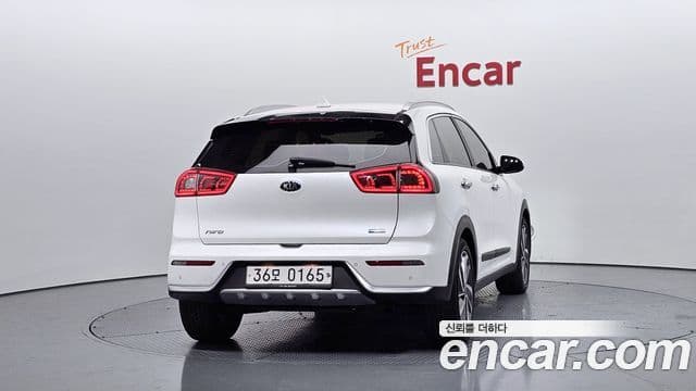 Kia Niro Noblesse, 2017 4