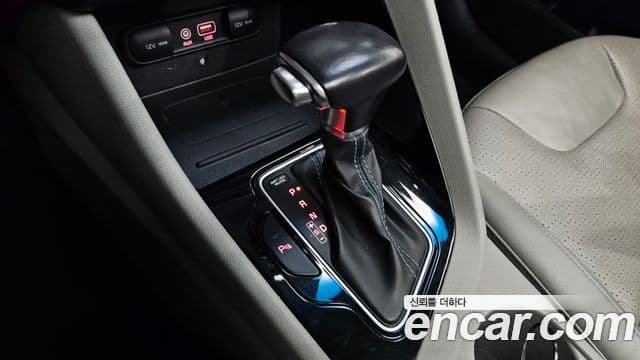 Kia Niro Noblesse, 2017 9
