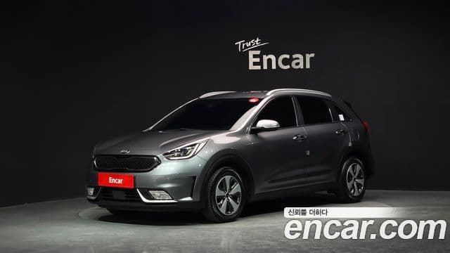 Kia Niro Noblesse, 2018 1