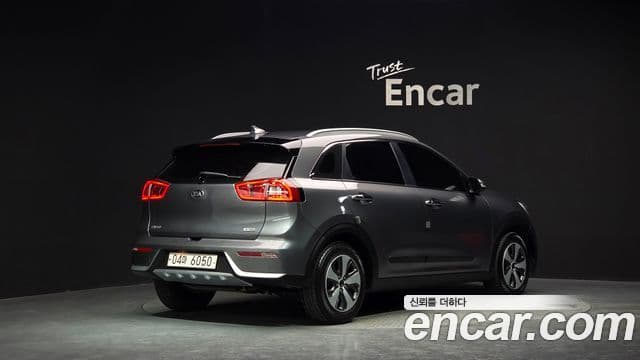 Kia Niro Noblesse, 2018 2