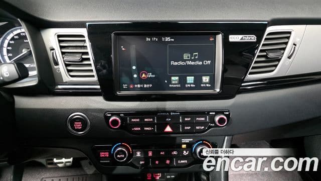 Kia Niro Noblesse, 2018 14