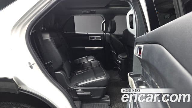 Ford Explorer 6세대, 2022 12