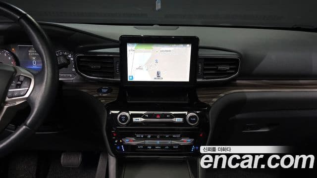 Ford Explorer 6세대, 2022 14