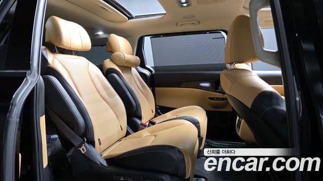 Kia Carnival 4세대 Signature, 2021 12