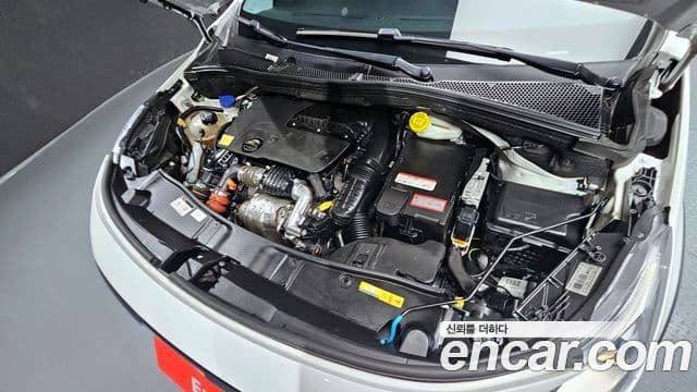 Peugeot 2008 1.6 BlueHDi Allure GC, 2018 6