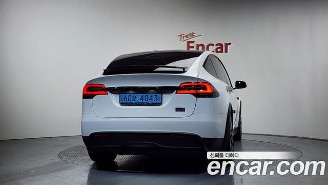 Tesla модель X Plaid, 2023 4