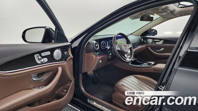 Mercedes-Benz E-класс W213 Exclusive, 2018 10