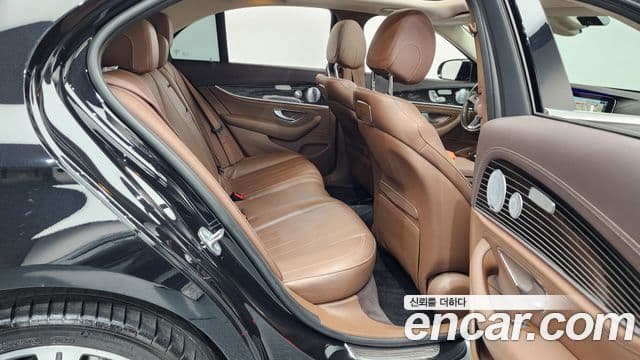 Mercedes-Benz E-класс W213 Exclusive, 2018 12