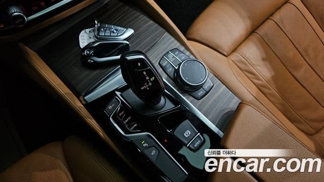 BMW 5시리즈 (G30) 520d M Sport Plus, 2017 9